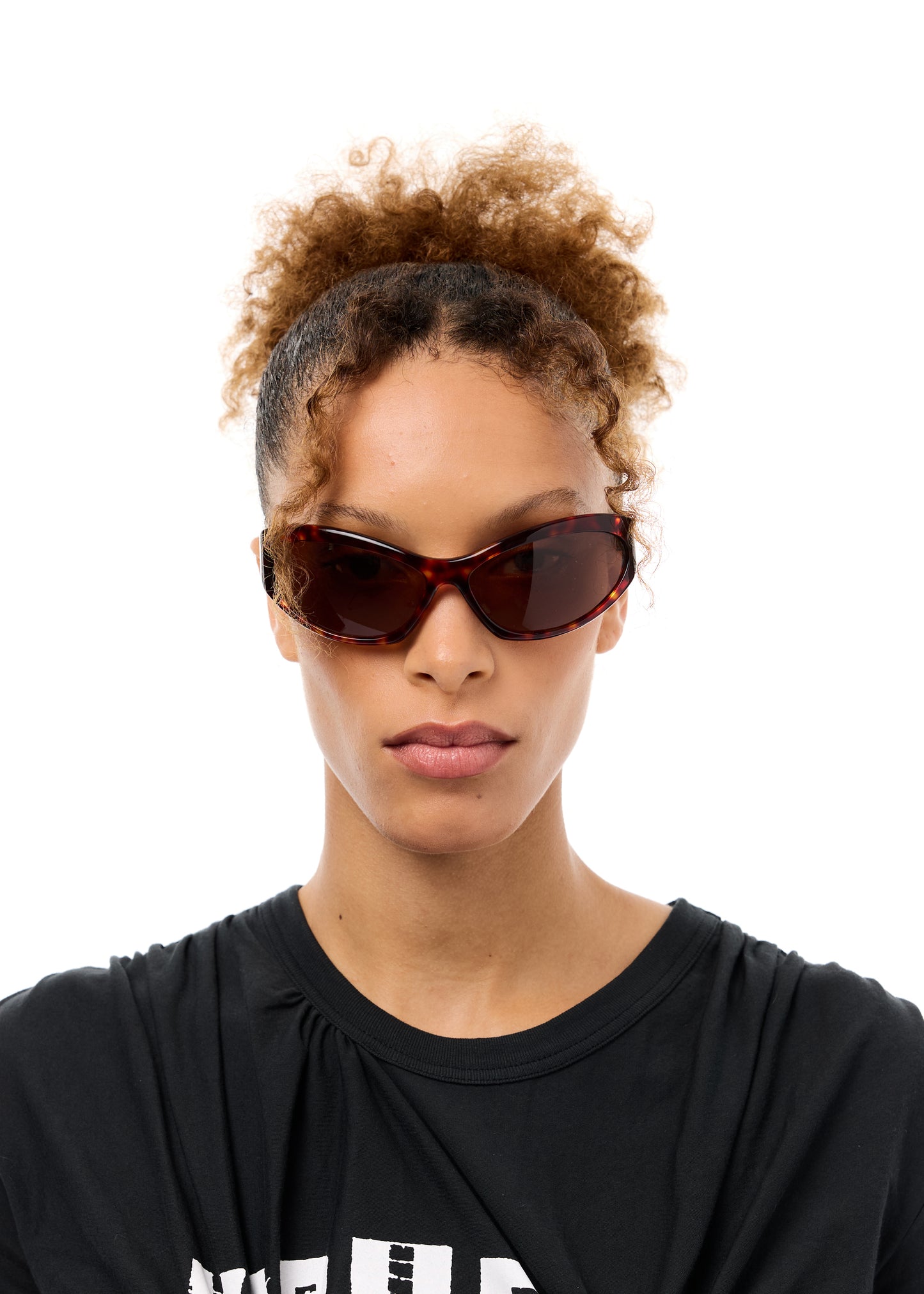 BROWN CAT EYE SUNGLASSES