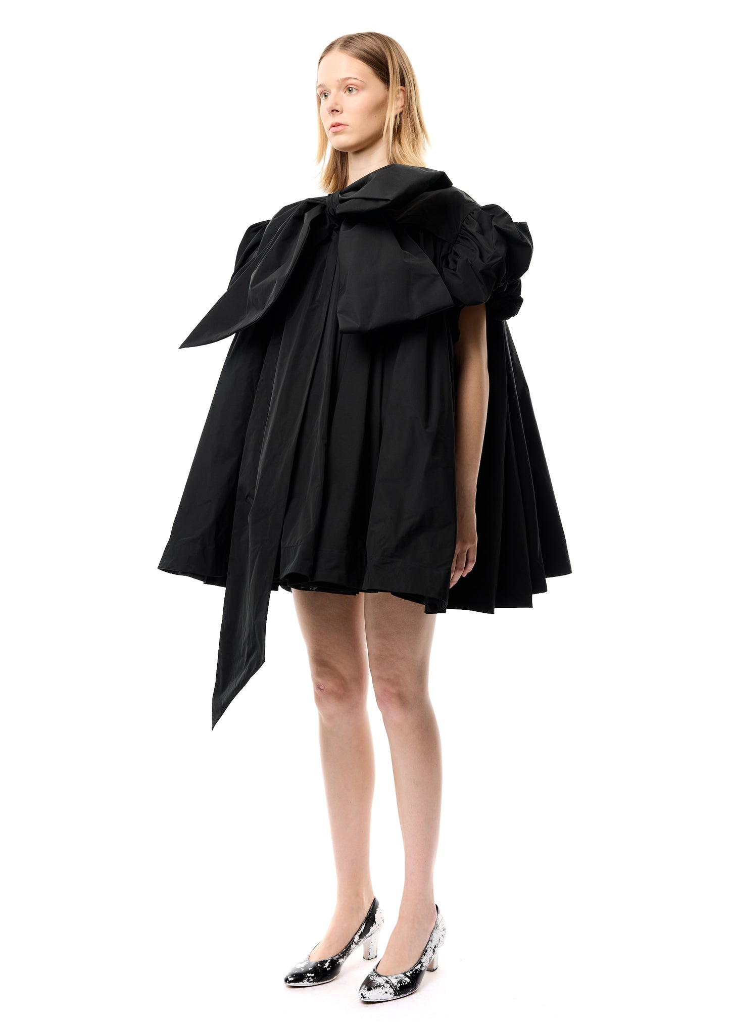 BOW DRESS