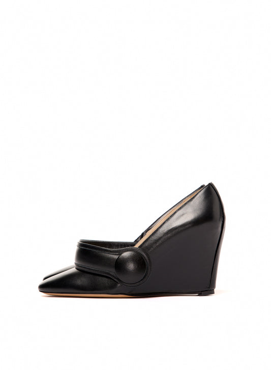 PUMP BLACK